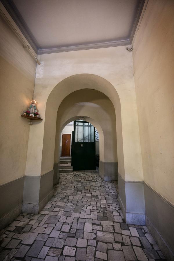 President Suites Napoli Eksteriør bilde
