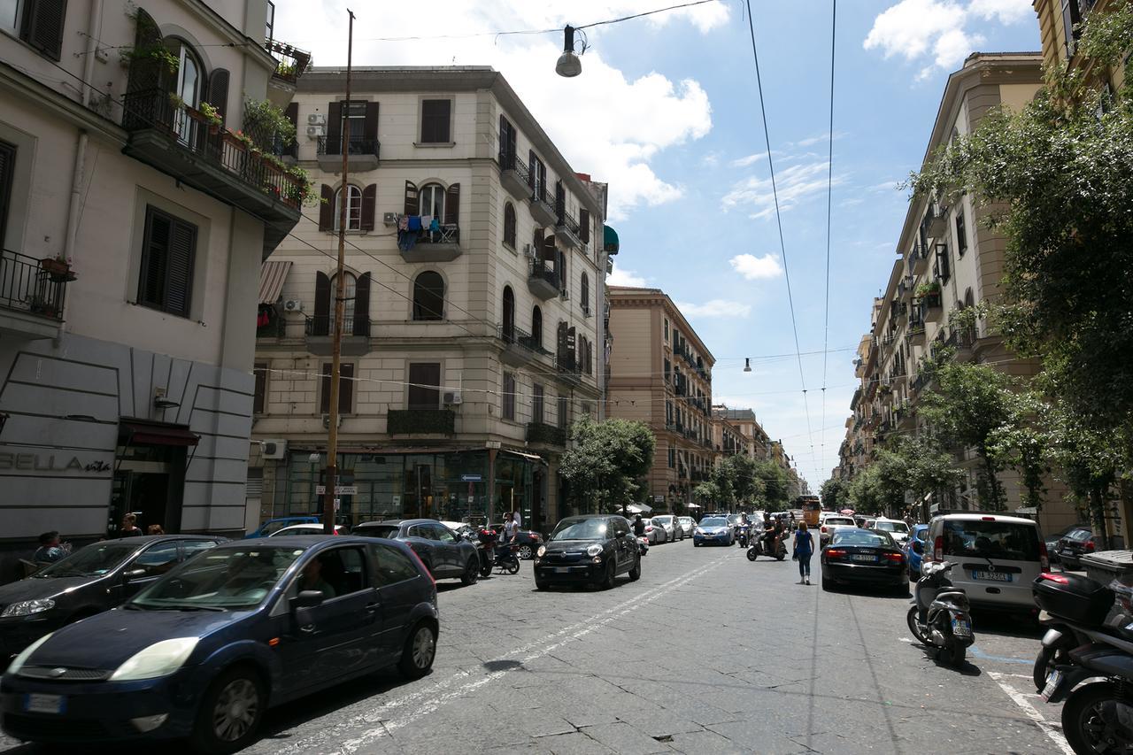 President Suites Napoli Eksteriør bilde