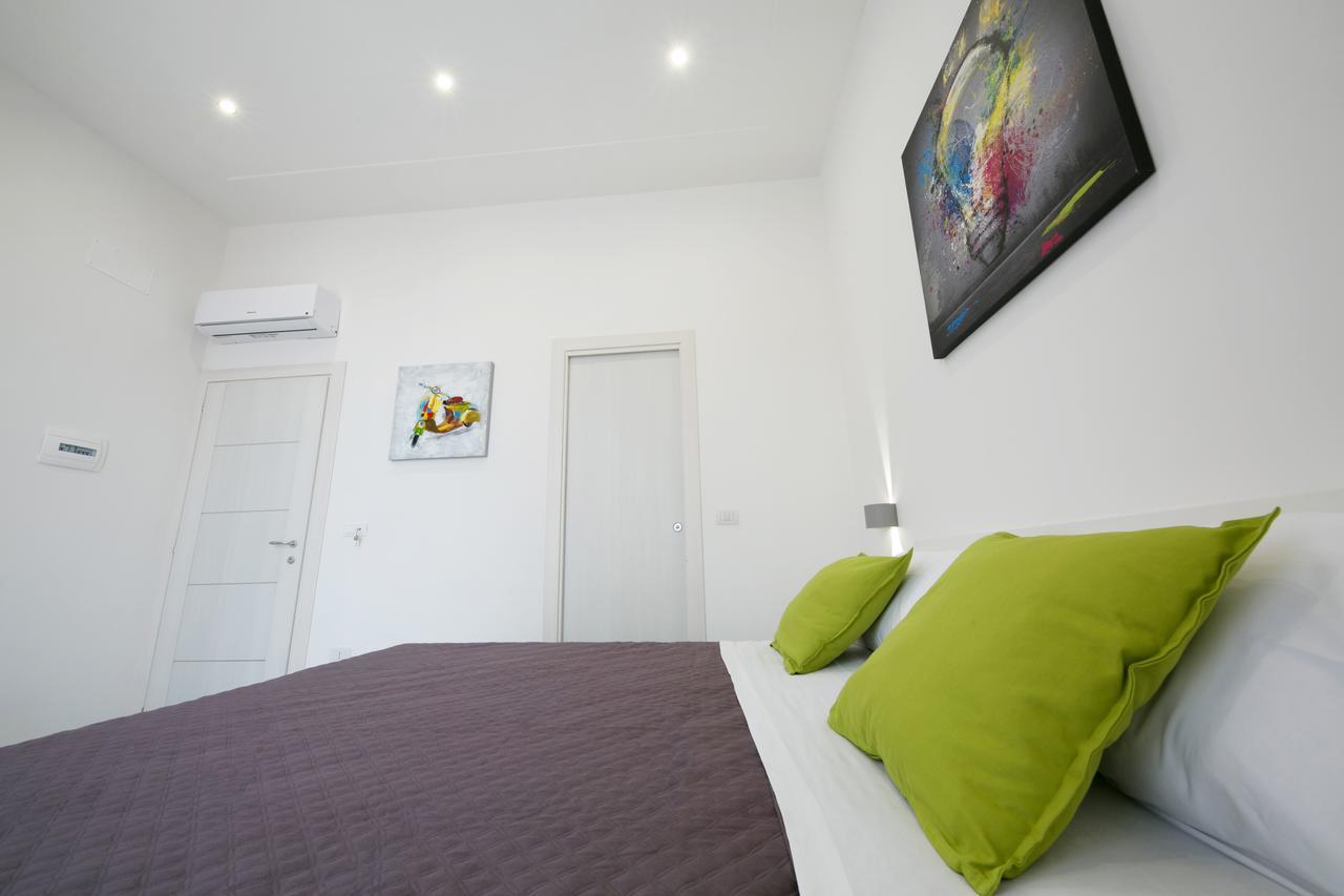 President Suites Napoli Eksteriør bilde