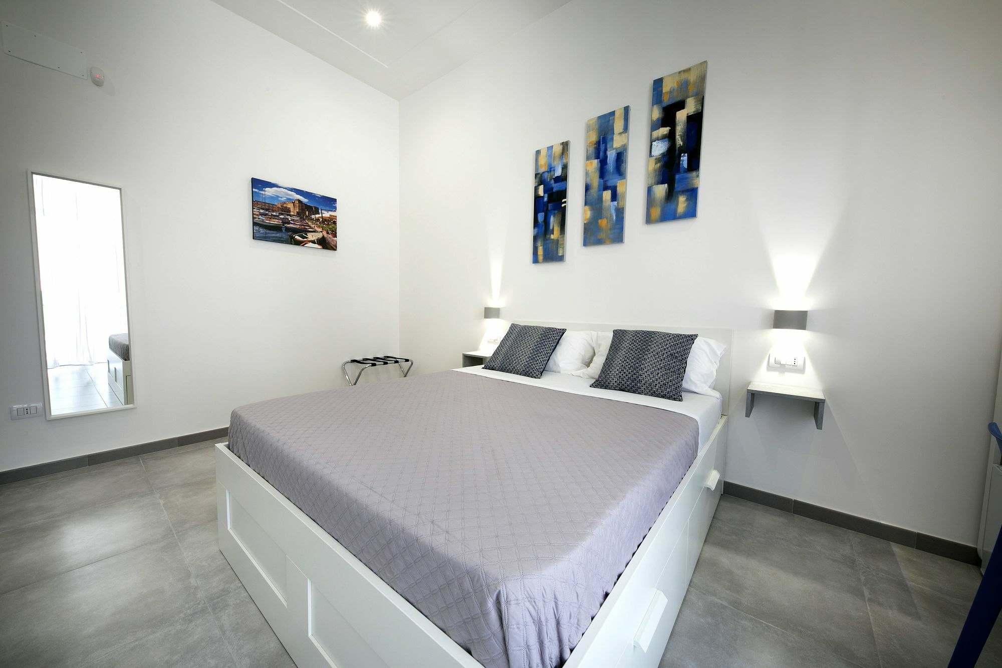 President Suites Napoli Eksteriør bilde